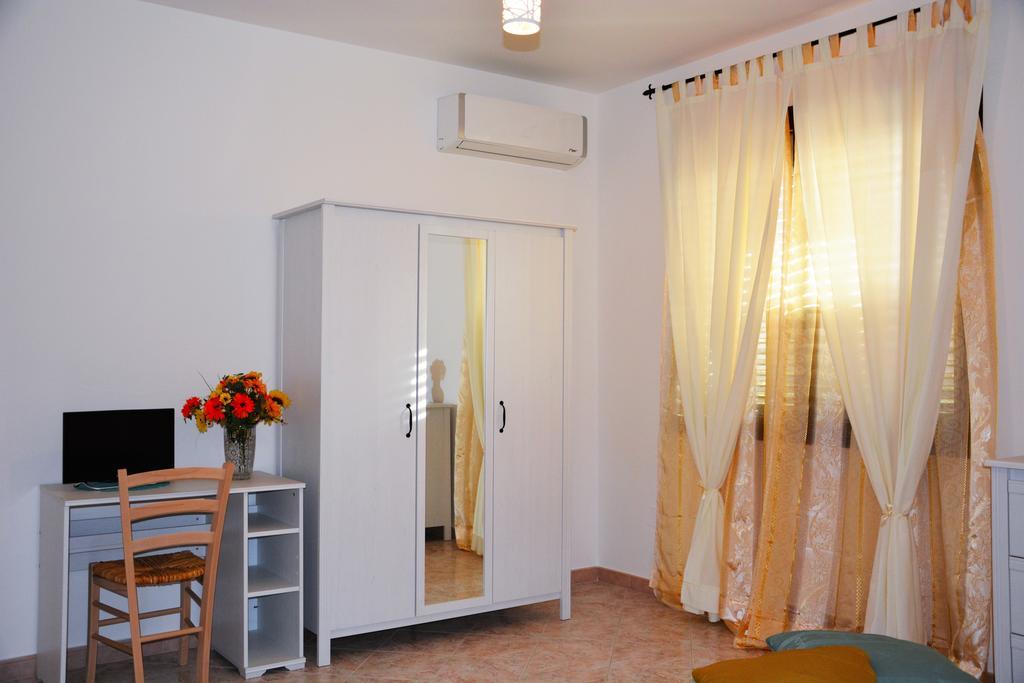 Salenterra B&B Аллисте Экстерьер фото